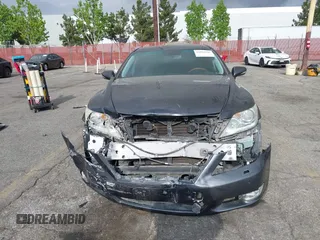 2010 Lexus LS 460 with VIN JTHBL5EF2A5101263, listed as a IAAI auction lot 42094168 with 264,870 mi miles and . Bid and sale history available at DreamBid. Image 13.