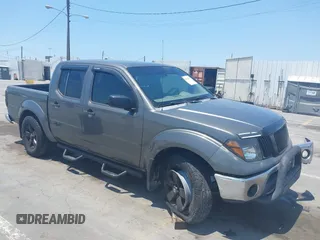 2008 Nissan Frontier SE z VIN 1N6AD07U78C406477, wystawiony jako IAAI lot #42682905 z przebiegiem Nie podano mil oraz . Historia ofert i sprzedaży dostępna na DreamBid. Obrazek 1.
