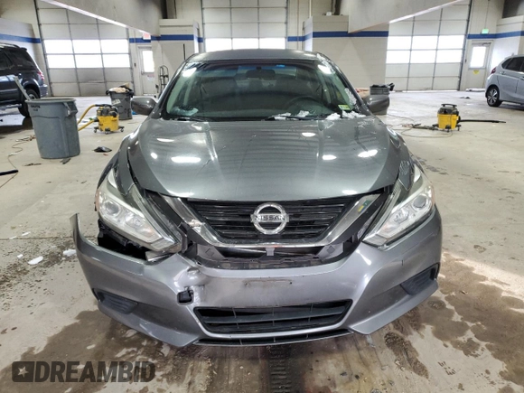 2017 Nissan Altima SR z VIN 1N4AL3AP9HN345377, wystawiony jako Copart lot #86515974 z przebiegiem 128 940 mil mil oraz Szkoda całkowita • Salvage title. Historia ofert i sprzedaży dostępna na DreamBid. Obrazek 5.
