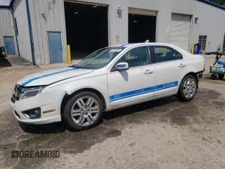 2010 Ford Fusion SE with VIN 3FAHP0HA6AR124387, listed as a Copart auction lot 62008405 with 196,524 mi miles and Salvage title. Bid and sale history available at DreamBid. Image 1.
