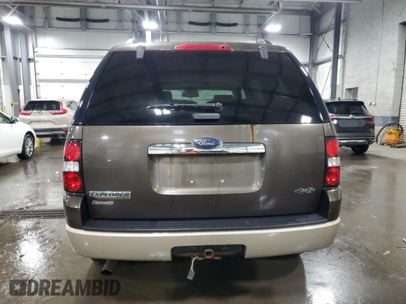 2008 Ford Explorer Eddie Bauer z VIN 1FMEU74878UA14531, wystawiony jako Copart lot #59576515 z przebiegiem 199 825 mil mil oraz Szkoda całkowita • Salvage title. Historia ofert i sprzedaży dostępna na DreamBid. Obrazek 6.