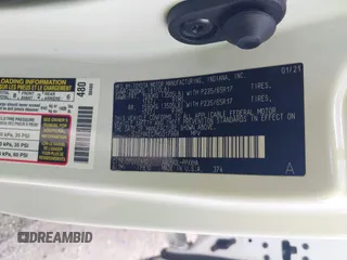 2021 Toyota Sienna XLE with VIN 5TDYRKEC7MS017968, listed as a IAAI auction lot 42145440 with 85,989 mi miles and . Bid and sale history available at DreamBid. Image 9.