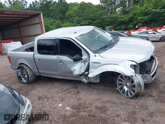 2018 Ford F-150 XL z VIN 1FTEW1CP4JFB37718, wystawiony jako IAAI lot #42354204 z przebiegiem 141 689 mil mil oraz . Historia ofert i sprzedaży dostępna na DreamBid. Obrazek 13.