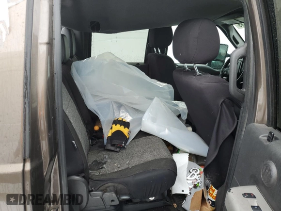 2015 Ford F-350 Platinum with VIN 1FT8W3BT9FEC93645, listed as a Copart auction lot 43228495 with 297,736 mi miles and Salvage Title. Bid and sale history available at DreamBid. Image 10.