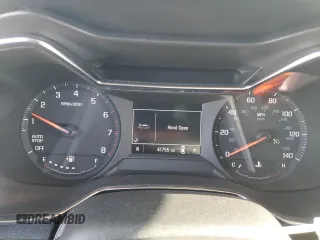 2022 Chevrolet TrailBlazer LT with VIN KL79MPSL0NB059070, listed as a Copart auction lot 54239525 with 41,755 mi miles and Salvage Title. Bid and sale history available at DreamBid. Image 9.