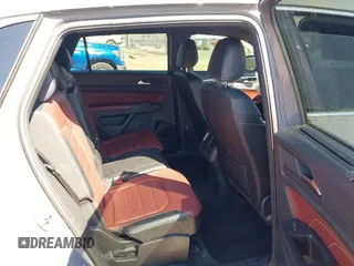 2023 Volkswagen Atlas SEL Premium R-Line с VIN 1V2FE2CA6PC206412, выставлен на аукционе IAAI как лот 41801027 с пробегом 64 898 миль миль и . История ставок и продаж доступна на DreamBid. Изображение 8.