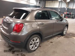 2016 FIAT 500X Easy с VIN ZFBCFXBT0GP338651, выставлен на аукционе IAAI как лот 41930907 с пробегом 84 900 миль миль и . История ставок и продаж доступна на DreamBid. Изображение 4.