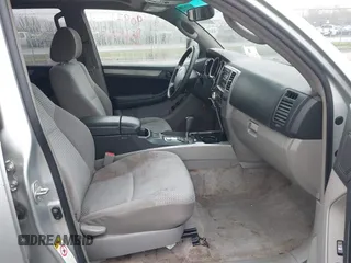 2006 Toyota 4Runner SR5 z VIN JTEBU14R468060851, wystawiony jako IAAI lot #42002278 z przebiegiem 234 343 mil mil oraz . Historia ofert i sprzedaży dostępna na DreamBid. Obrazek 5.