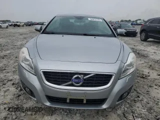 2011 Volvo C70 z VIN YV1672MC7BJ116079, wystawiony jako Copart lot #54872745 z przebiegiem 100 464 mil mil oraz Szkoda całkowita • Salvage title. Historia ofert i sprzedaży dostępna na DreamBid. Obrazek 5.