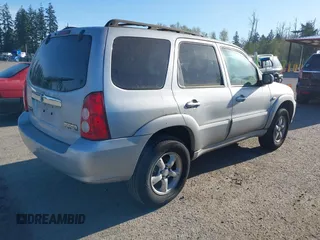 2006 Mazda Tribute S with VIN 4F2YZ04156KM33788, listed as a IAAI auction lot 42046827 with 121,057 mi miles and . Bid and sale history available at carsss.com. Image 4.
