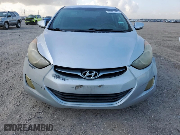 2013 Hyundai Elantra GLS z VIN KMHDH4AE2DU754975, wystawiony jako Copart lot #59701275 z przebiegiem 180 451 mil mil oraz Szkoda całkowita • Salvage title. Historia ofert i sprzedaży dostępna na DreamBid. Obrazek 5.
