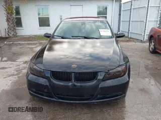 2007 BMW 3 Series 335i with VIN WBAVB73537VF51777, listed as a IAAI auction lot 41798121 with 1 mi miles. Bid and sale history available at carsss.com. Image 6.