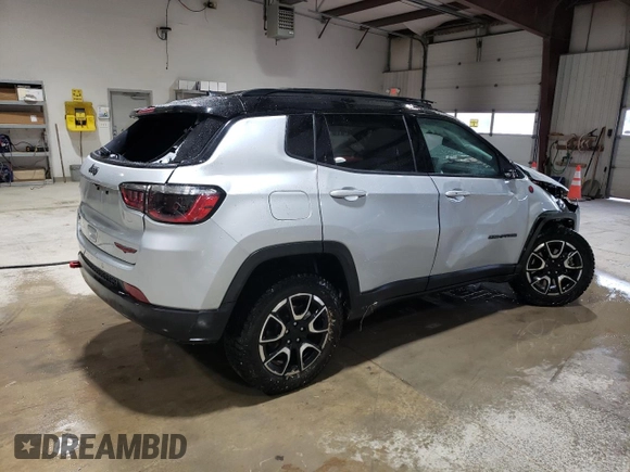 2024 Jeep Compass Trailhawk with VIN 3C4NJDDN5RT149519, listed as a Copart auction lot 51455005 with 23,062 mi miles and Non repairable. Bid and sale history available at DreamBid. Image 3.