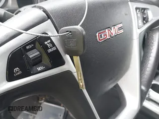 2016 GMC Terrain SLE z VIN 2GKALNEK9G6321060, wystawiony jako IAAI lot #42375581 z przebiegiem 181 733 mil mil oraz . Historia ofert i sprzedaży dostępna na DreamBid. Obrazek 11.