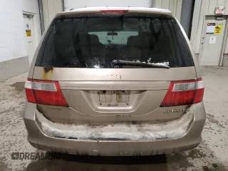 2005 Honda Odyssey EX with VIN 5FNRL38445B501098, listed as a Copart auction lot 82138664 with 236,731 mi miles and Clean Title. Bid and sale history available at carsss.com. Image 6.