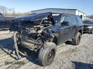 2015 Toyota 4Runner Limited with VIN JTEBU5JR0F5206949, listed as a Copart auction lot 48776895 with 232,425 mi miles and Salvage Title. Bid and sale history available at carsss.com. Image 1.