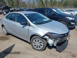 2018 Toyota Corolla L z VIN 5YFBURHE9JP773011, wystawiony jako IAAI lot #42084193 z przebiegiem 72 649 mil mil oraz . Historia ofert i sprzedaży dostępna na DreamBid. Obrazek 1.