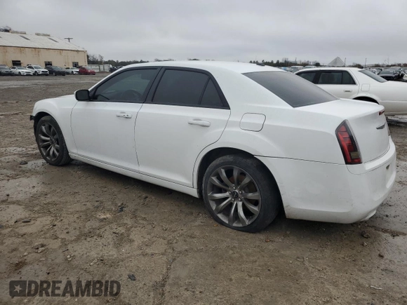 2014 Chrysler 300 with VIN 2C3CCABG0EH301699, listed as a Copart auction lot 43661855 with 183,371 mi miles and Salvage Title. Bid and sale history available at carsss.com. Image 2.