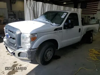 2015 Ford Super Duty F-250 SRW XL with VIN 1FTBF2A69FEC57370, listed as a Copart auction lot 45501765 with 116,491 mi miles and Salvage Title. Bid and sale history available at carsss.com. Image 1.