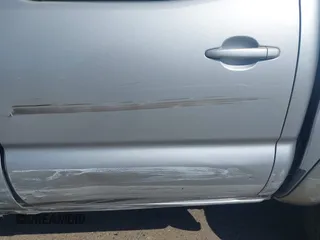 2007 Toyota Tacoma PreRunner с VIN 5TEJU62NX7Z450754, выставлен на аукционе IAAI как лот 42167915 с пробегом 221 560 миль миль и . История ставок и продаж доступна на DreamBid. Изображение 6.