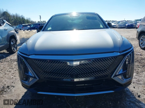 2024 Cadillac LYRIQ Luxury z VIN 1GYKPSRL0RZ127699, wystawiony jako IAAI lot #41358921 z przebiegiem 1114 mil mil oraz . Historia ofert i sprzedaży dostępna na DreamBid. Obrazek 12.