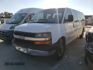 2006 Chevrolet Express Passenger with VIN 1GAHG39U661178934, listed as a Copart auction lot 75750493 with 350,153 mi miles and Salvage title. Bid and sale history available at DreamBid. Image 1.