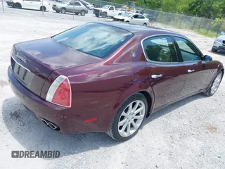 2007 Maserati Quattroporte z VIN ZAMFE39A670031803, wystawiony jako IAAI lot #42341941 z przebiegiem 27 565 mil mil oraz . Historia ofert i sprzedaży dostępna na DreamBid. Obrazek 4.