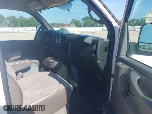 2014 Chevrolet Express Cargo with VIN 1GCWGFCA5E1121007, listed as a IAAI auction lot 42505878 with 178,916 mi miles and . Bid and sale history available at DreamBid. Image 5.