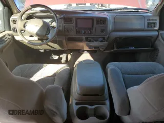 2001 Ford Excursion XLT with VIN 1FMNU41S91EB00633, listed as a Copart auction lot 82747134 with 334,564 mi miles and Salvage Title. Bid and sale history available at DreamBid. Image 8.