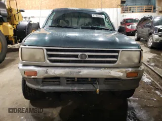 1997 Toyota T100 DX with VIN JT4UN22D1V0037581, listed as a Copart auction lot 87900225 with 276,033 mi miles and Non Repairable. Bid and sale history available at DreamBid. Image 5.