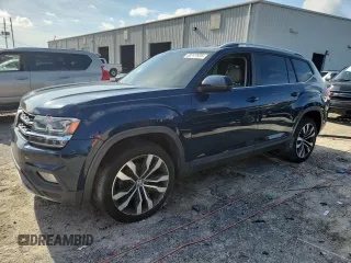 2018 Volkswagen Atlas SE with VIN 1V2DR2CA8JC509601, listed as a Copart auction lot 63747935 with 176,406 mi miles and Salvage title. Bid and sale history available at DreamBid. Image 1.