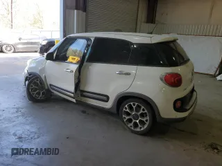 2014 FIAT 500L Trekking with VIN ZFBCFADH5EZ018694, listed as a Copart auction lot 49789915 with 108,402 mi miles and Clean Title. Bid and sale history available at DreamBid. Image 2.