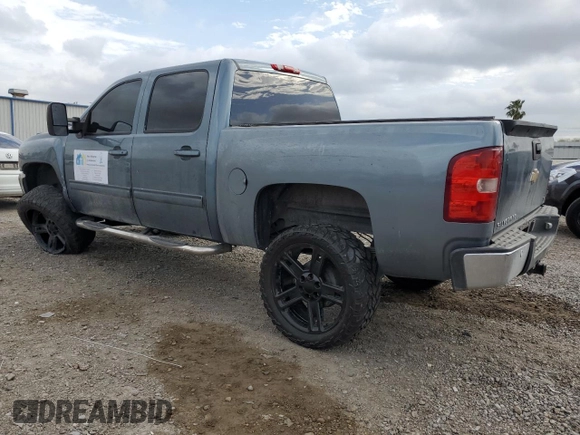 2013 Chevrolet Silverado 1500 LT with VIN 3GCPKSE76DG158516, listed as a Copart auction lot 47110195 with 182,033 mi miles and Salvage Title. Bid and sale history available at DreamBid. Image 2.