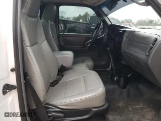 2005 Ford Ranger XL with VIN 1FTYR10U35PB04983, listed as a Copart auction lot 45126935 with 213,981 mi miles and Salvage Title. Bid and sale history available at carsss.com. Image 10.