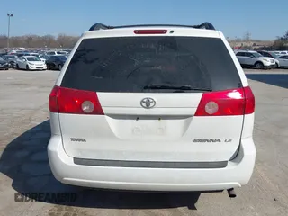 2008 Toyota Sienna CE with VIN 5TDZK23C28S132690, listed as a IAAI auction lot 41807126 with 198,152 mi miles. Bid and sale history available at carsss.com. Image 16.