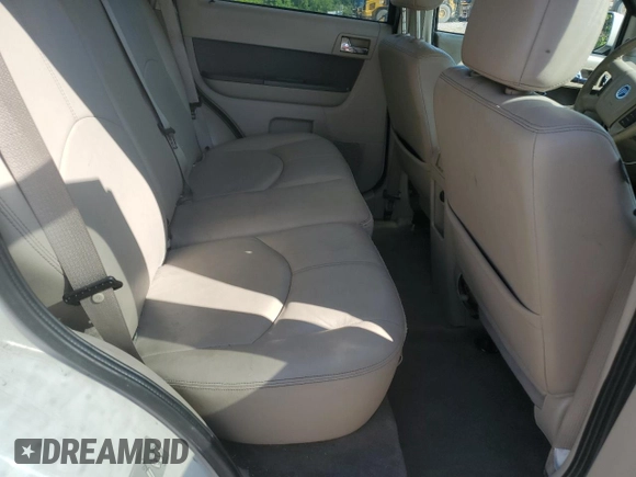 2010 Mercury Mariner Premier с VIN 4M2CN8HG9AKJ17395, выставлен на аукционе Copart как лот 56852285 с пробегом 159 695 миль миль и Списание • Salvage title. История ставок и продаж доступна на DreamBid. Изображение 11.