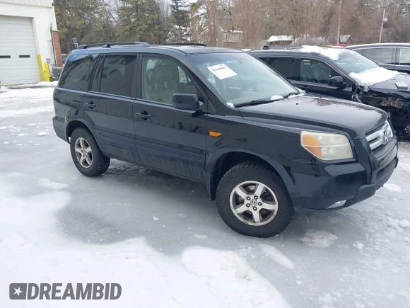 2008 Honda Pilot EX-L with VIN 5FNYF18588B050066, listed as a IAAI auction lot 41649007 with 172,018 mi miles. Bid and sale history available at carsss.com. Image 1.