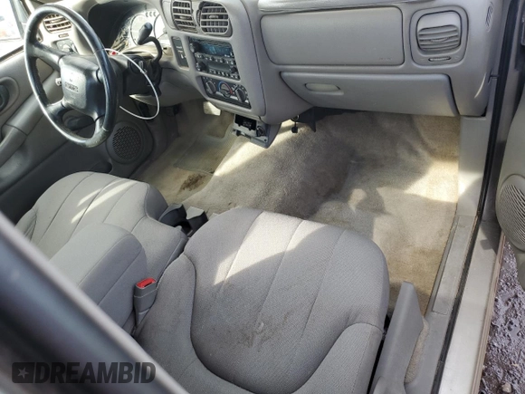 2003 GMC Sonoma with VIN 1GTCS19HX38248963, listed as a Copart auction lot 43984555 with 182,713 mi miles and Salvage Title. Bid and sale history available at DreamBid. Image 8.