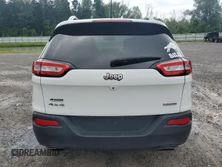 2017 Jeep Cherokee Latitude with VIN 1C4PJMCS3HW500792, listed as a Copart auction lot 65017815 with 115,644 mi miles and Clean title. Bid and sale history available at DreamBid. Image 6.