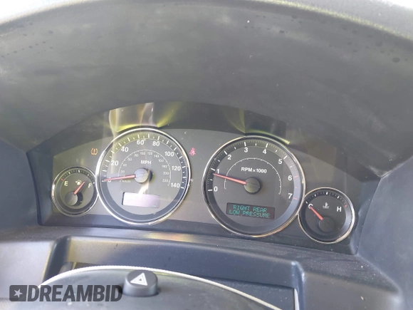 2006 Jeep Commander Limited with VIN 1J8HH58256C286460, listed as a IAAI auction lot 41784696 with 72,889 mi miles and . Bid and sale history available at DreamBid. Image 7.