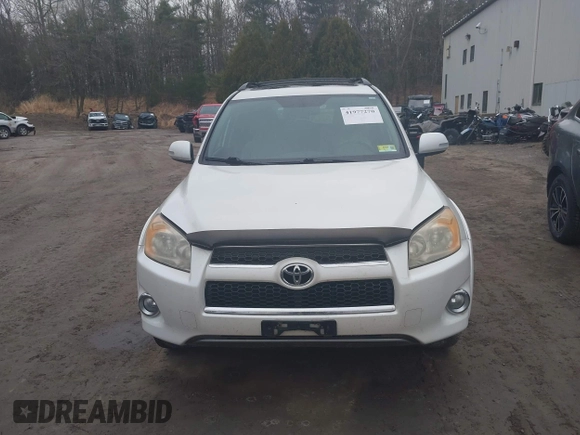 2009 Toyota RAV4 Ltd with VIN JTMBF31V095012667, listed as a IAAI auction lot 41977270 with 175,878 mi miles. Bid and sale history available at carsss.com. Image 12.