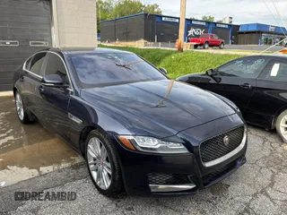 2016 Jaguar XF 35t Prestige with VIN SAJBE4BV5GCY13497, listed as a Copart auction lot 55729035 with 81,211 mi miles and Clean Title. Bid and sale history available at carsss.com. Image 1.