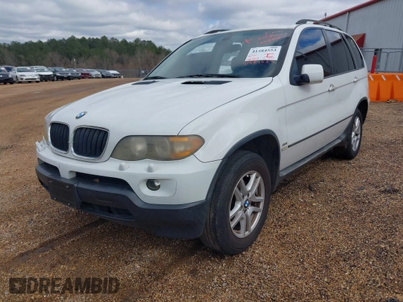 2005 BMW X5 3.0i with VIN 5UXFA13515LY12626, listed as a IAAI auction lot 41584553 with 212,707 mi miles. Bid and sale history available at carsss.com. Image 2.