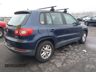 2011 Volkswagen Tiguan SEL with VIN WVGBV7AX0BW502713, listed as a IAAI auction lot 41324829 with 135,294 mi miles and . Bid and sale history available at DreamBid. Image 4.