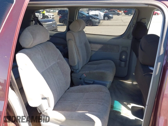 1999 Toyota Sienna LE with VIN 4T3ZF13C1XU112717, listed as a IAAI auction lot 41725827 with 272,639 mi miles. Bid and sale history available at carsss.com. Image 8.