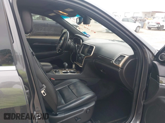 2015 Jeep Grand Cherokee Overland with VIN 1C4RJFCT3FC131122, listed as a IAAI auction lot 41513892 with 125,765 mi miles. Bid and sale history available at carsss.com. Image 5.
