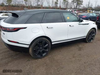 2019 Land Rover Range Rover Velar R-Dynamic SE with VIN SALYL2EX3KA206771, listed as a IAAI auction lot 41683138 with 68,657 mi miles. Bid and sale history available at carsss.com. Image 4.