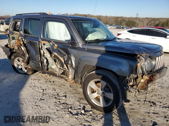 2013 Jeep Patriot Latitude with VIN 1C4NJPFA8DD193900, listed as a Copart auction lot 42430105 with 155,223 mi miles and Salvage Title. Bid and sale history available at carsss.com. Image 4.