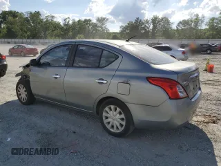 2012 Nissan Versa SV z VIN 3N1CN7AP3CL815189, wystawiony jako Copart lot #61076825 z przebiegiem 192 574 mil mil oraz Szkoda całkowita • Salvage title. Historia ofert i sprzedaży dostępna na DreamBid. Obrazek 2.