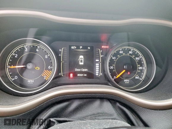2015 Jeep Cherokee Latitude with VIN 1C4PJLCB8FW712725, listed as a Copart auction lot 55433225 with 85,321 mi miles and Clean Title. Bid and sale history available at carsss.com. Image 9.